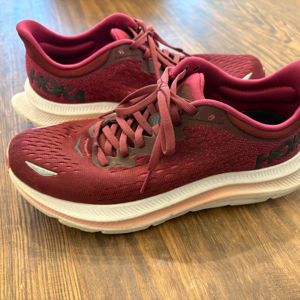 Hoka Women's Maroon Athletic Shoes